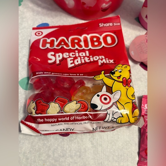 Stanley’s Valentine’s Basket - Picture 3 of 6